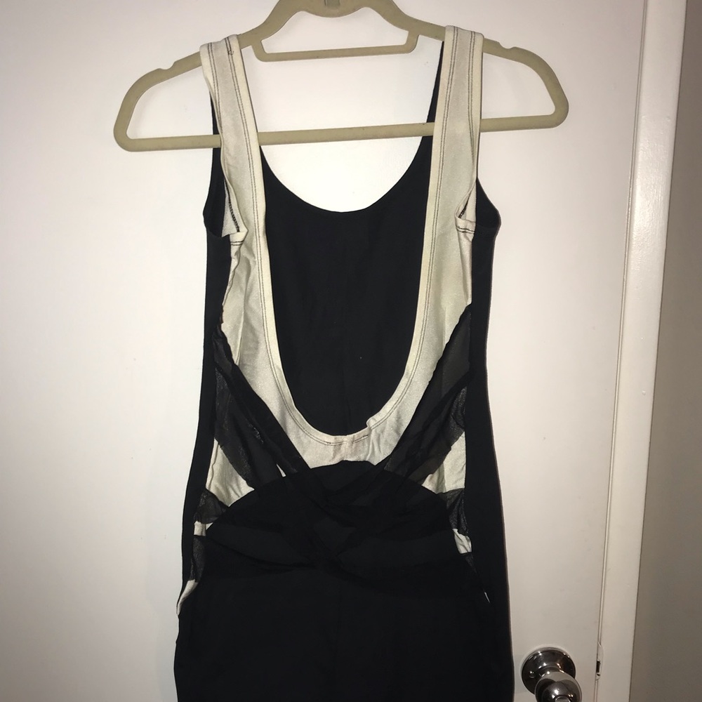 Quontum Open back Midi Dress